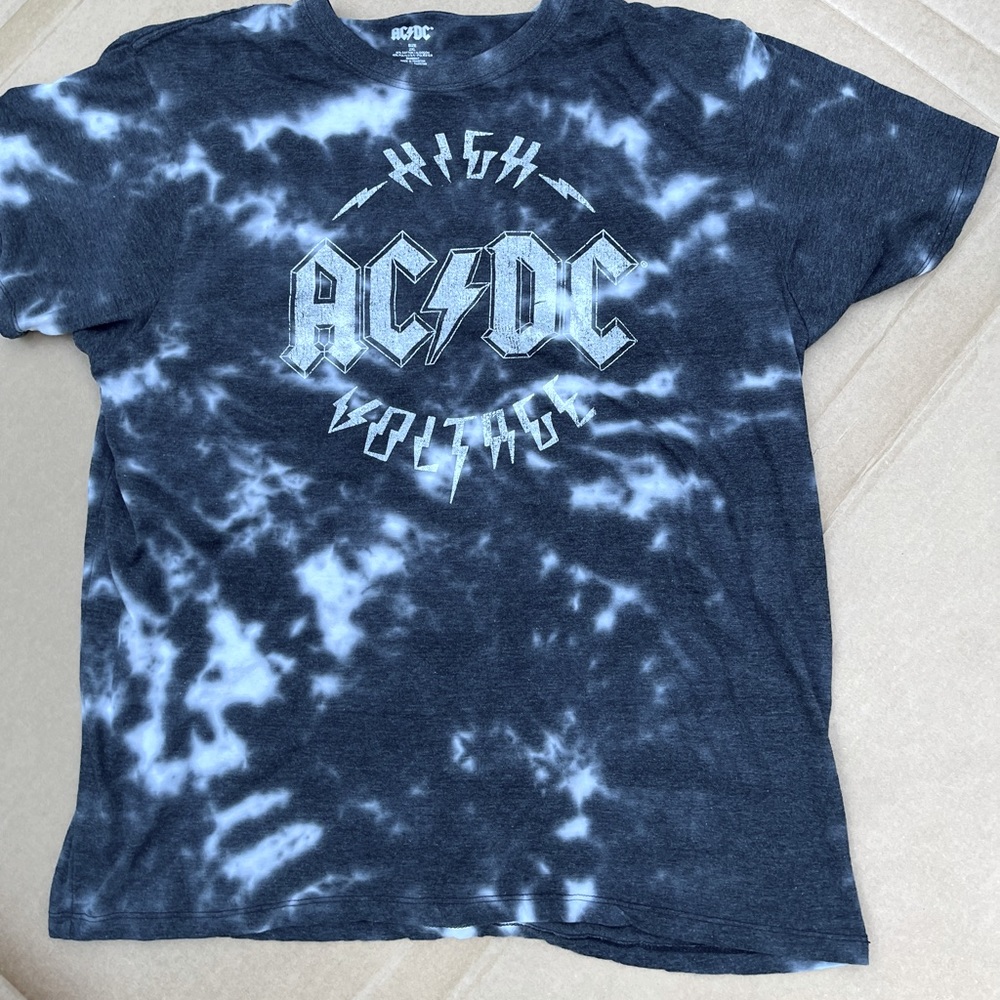 AC/DC 2XL high voltage‎ t shirt